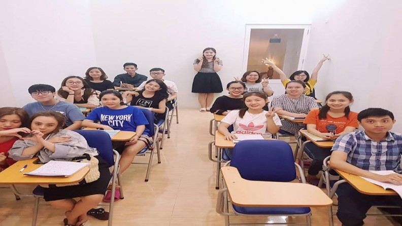 Trung tâm Giáo dục Woori